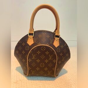 LV Ellipse bag
